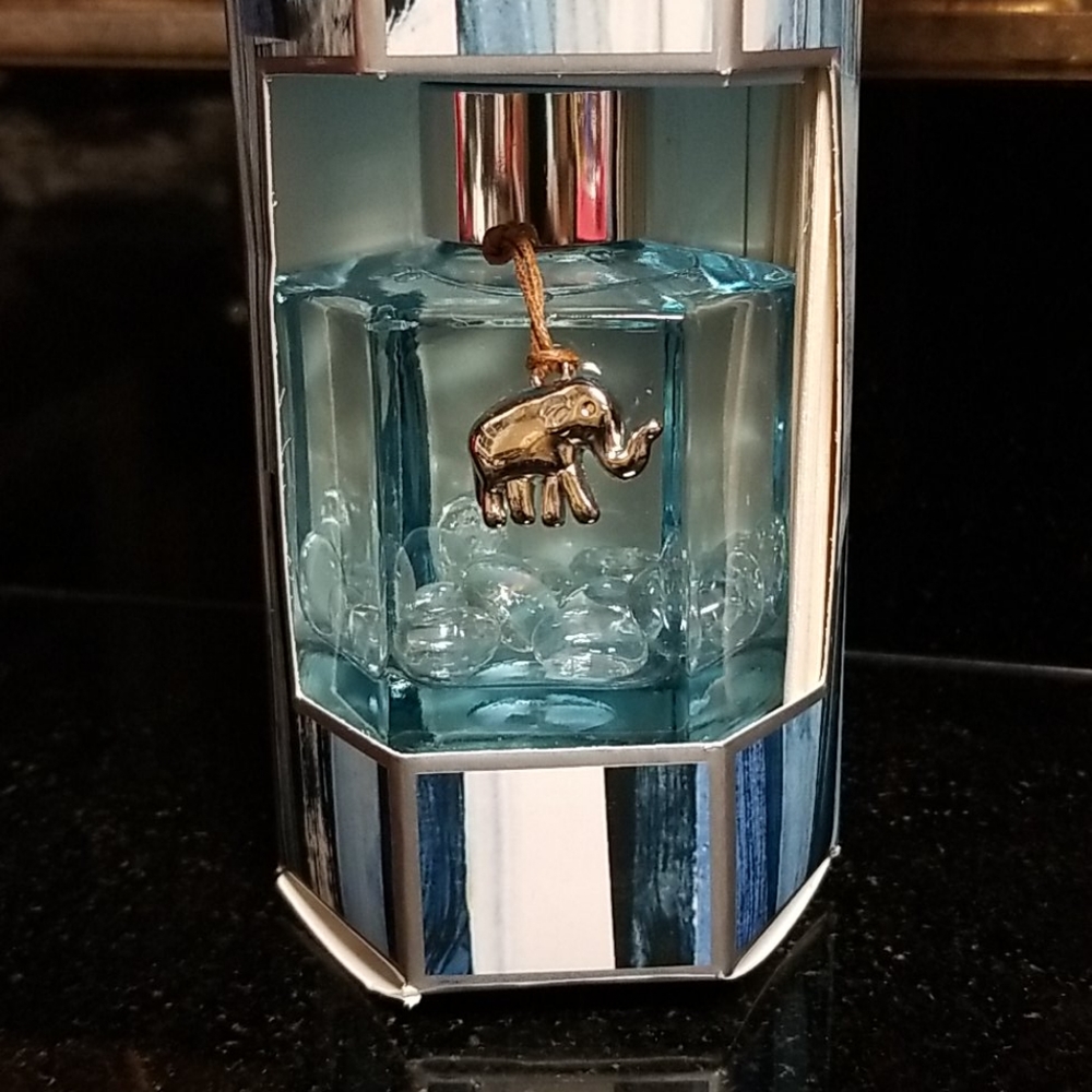 Fragrance Reed Diffuser - Picture 2 of 5